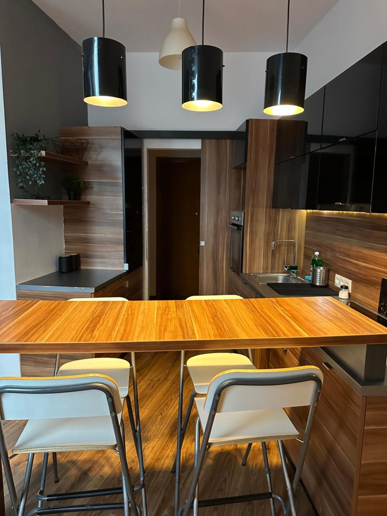 Apartament Center *